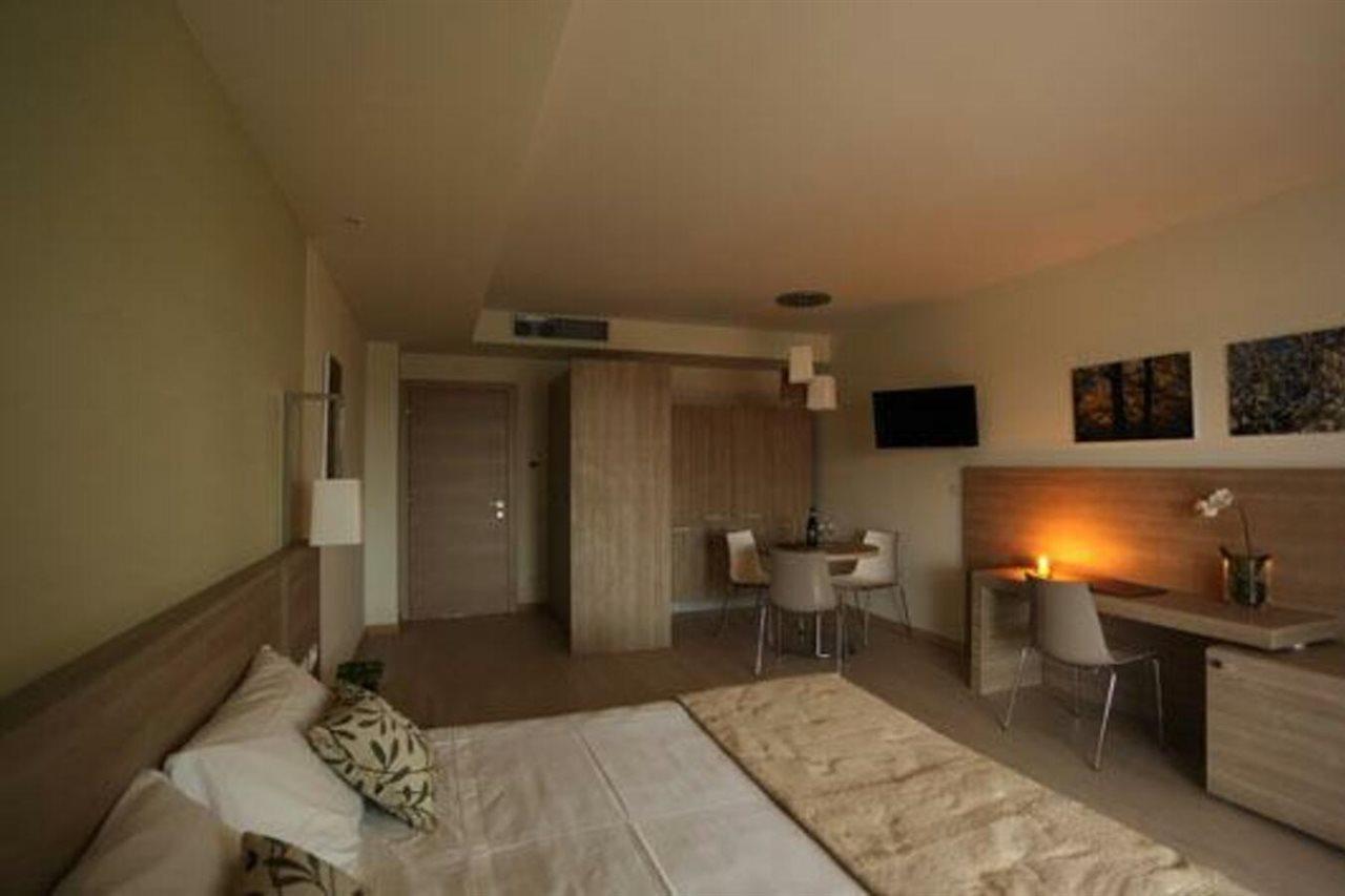 Turin Airport Hotel & Residence San Francesco al Campo Luaran gambar